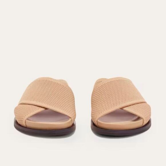 EVERLANE The ReKnit Form Crossover Sandal in Tan Caramel Slip On Comfort 8 NEW - Picture 5 of 11